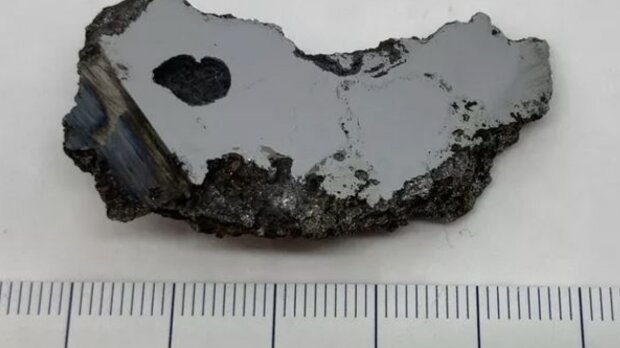 Wissenschaftler entdecken 2 neue unbekannte Mineralien in einem Meteoriten.  Quelle:Live Science