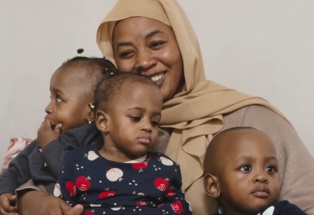 Halima Cissé und Kinder. Quelle: Screenshot Youtube