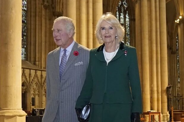 König Charles und Camilla Parker-Bowles. Quelle: Screenshot Youtube